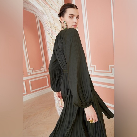 Ulla Johnson Yalena Pleat Midi Dress in Forest Green Size 8 - Picture 6 of 11